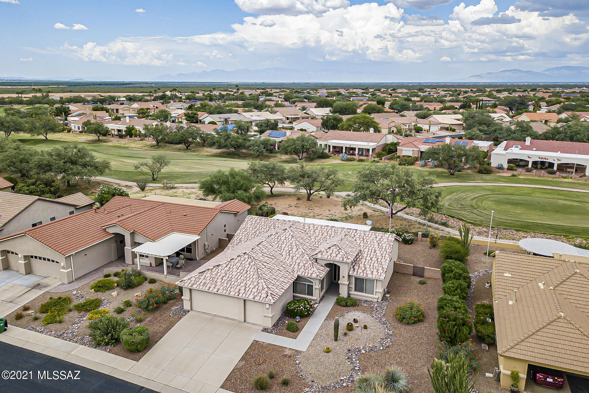 1811 East Redstart Road Green Valley, AZ 85614 - Photo 43 of 46