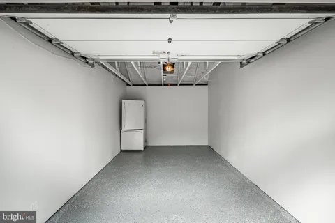 $799,900 | 6 Wingstone Lane, Devon, PA 19333