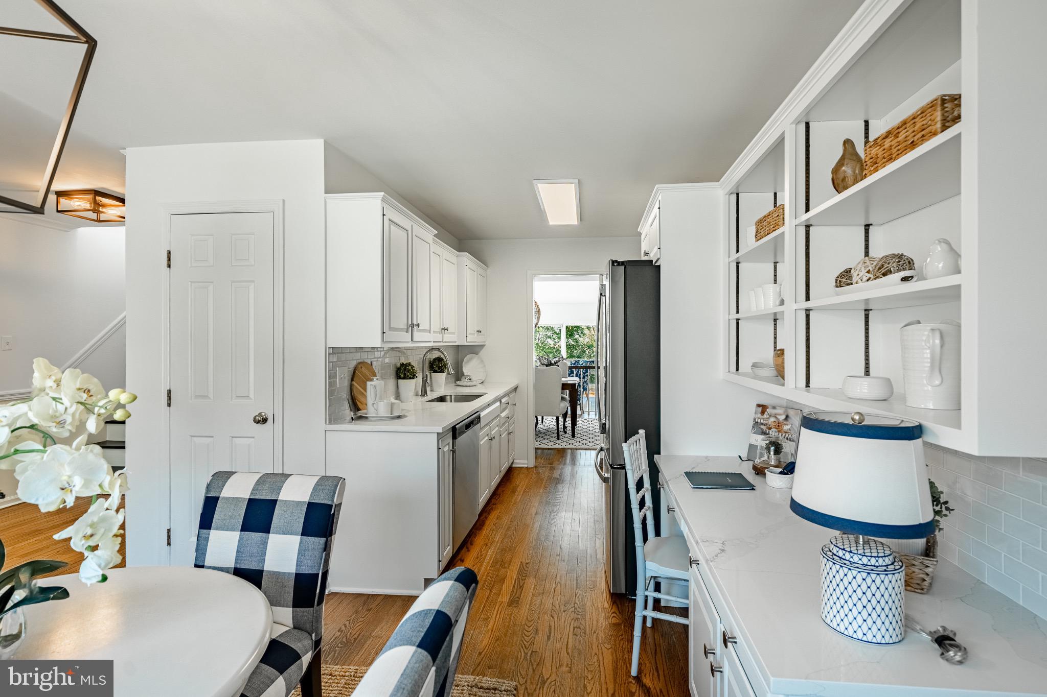 6 Wingstone Lane Devon, PA 19333 - Photo 6 of 38 Charming kitchen with modern elegance.