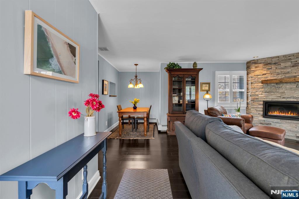 465 Franklin Turnpike Ridgewood, NJ 07450 - Photo 3 of 30