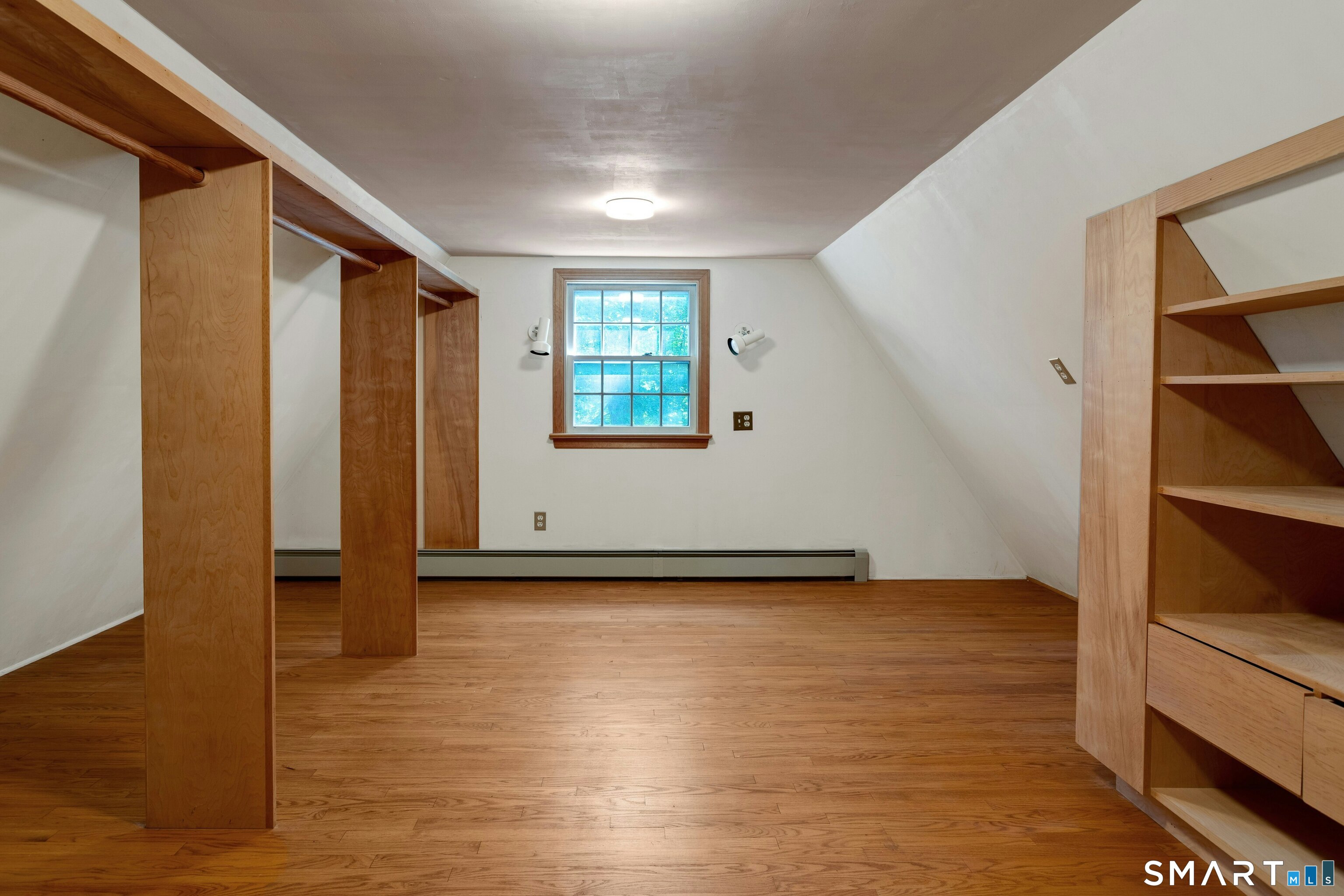 85 Carriage Road Wilton, CT 06897 - Photo 23 of 38