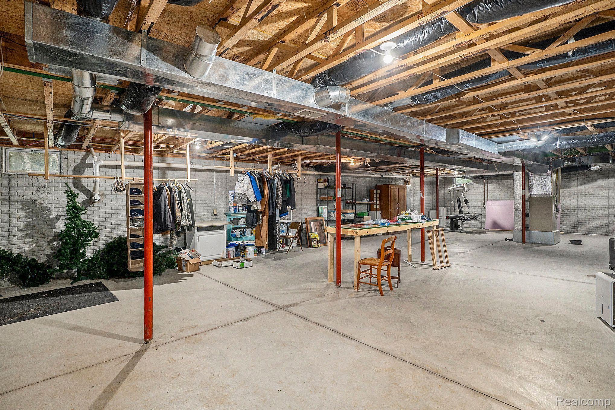 2425 North Colling Road Caro, MI 48723 - Photo 9 of 22 Gallery Image 9
