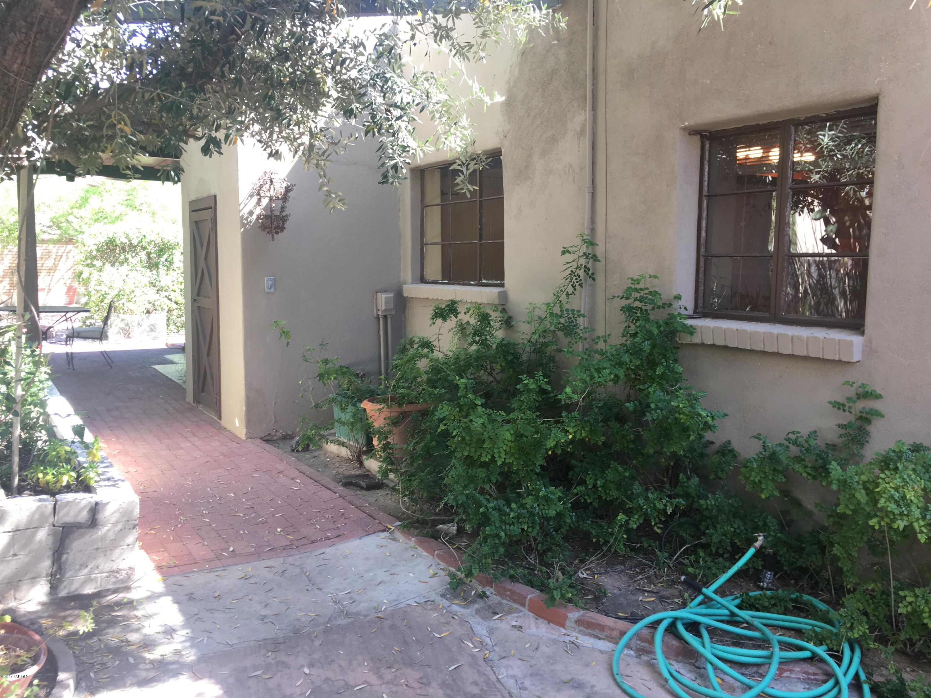 5132 East Fort Lowell Road Tucson, AZ 85712 - Photo 7 of 19