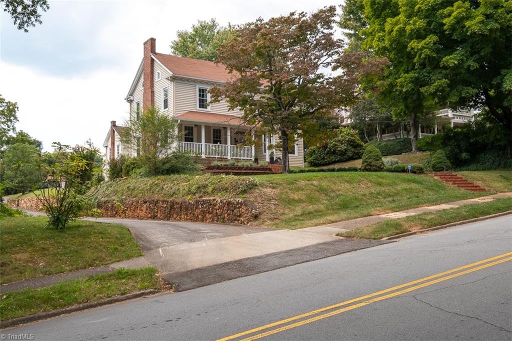 113 Gwyn Avenue Elkin, NC 28621 - Photo 38 of 39 Front view of home from Gwyn Avenue.