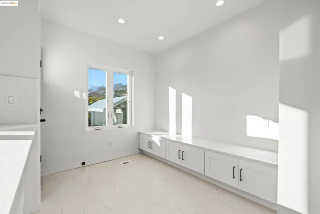 $6,250 | 510 Pomona Avenue, Albany, CA 94706