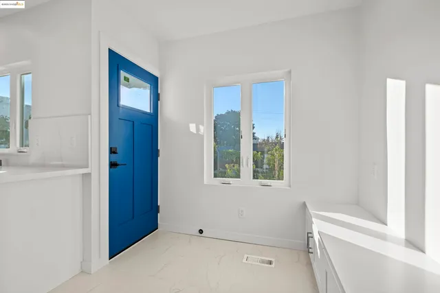 $6,250 | 510 Pomona Avenue, Albany, CA 94706