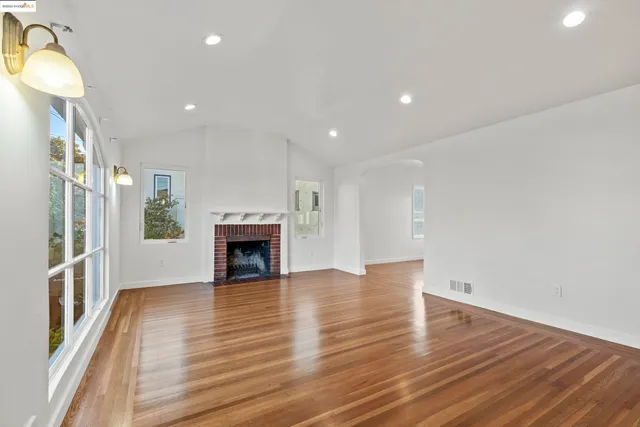 $6,250 | 510 Pomona Avenue, Albany, CA 94706