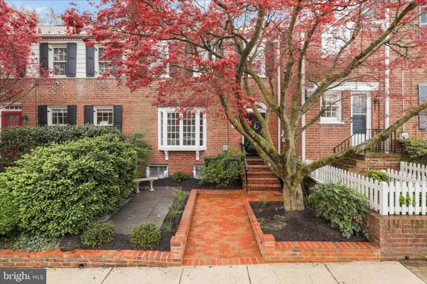 $5,200 | 414 Jefferson Street, Alexandria, VA 22314