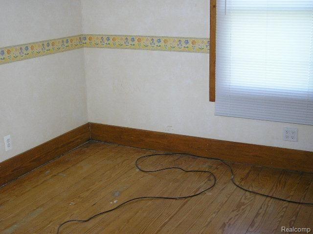11534 Smiths Creek Road Memphis, MI 48041 - Photo 10 of 12 P5146850 (Small)