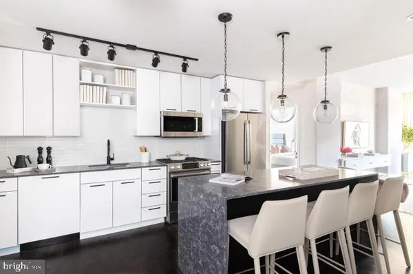 $5,900 | 70 N Street Southeast, Unit N301, Washington, DC 20003