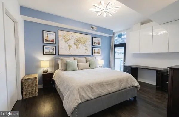 $5,900 | 70 N Street Southeast, Unit N301, Washington, DC 20003