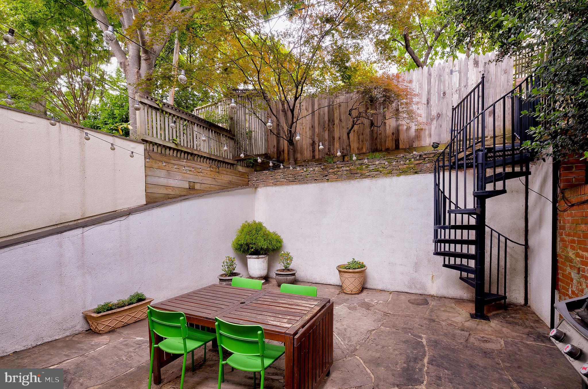 2135 Tunlaw Road Northwest Washington, DC 20007 - Photo 21 of 48 a view of outdoor space and yard