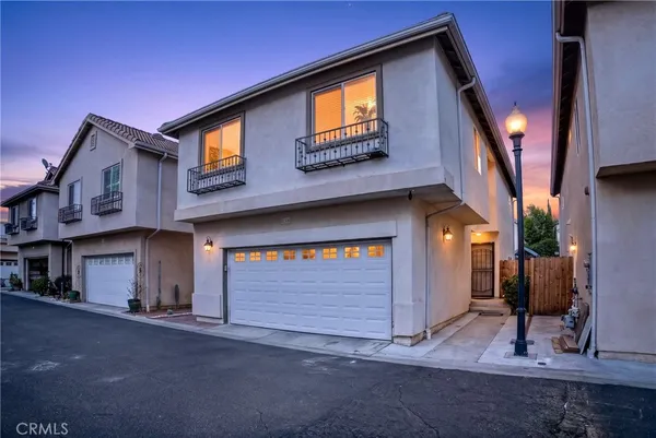 $748,000 | 9354 Burnet Avenue, Unit 105, North Hills, CA 91343