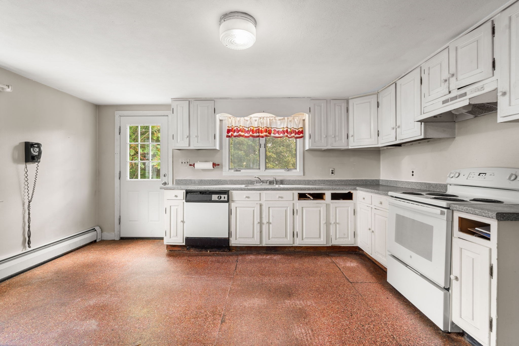 141 Evans Rd Extension Marblehead, MA 01945 - Photo 7 of 42 Gallery Image 7