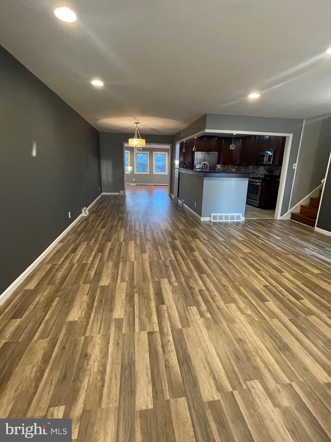 511 Hastings Road Cherry Hill, NJ 08034 - Photo 3 of 7 Gallery Image 3