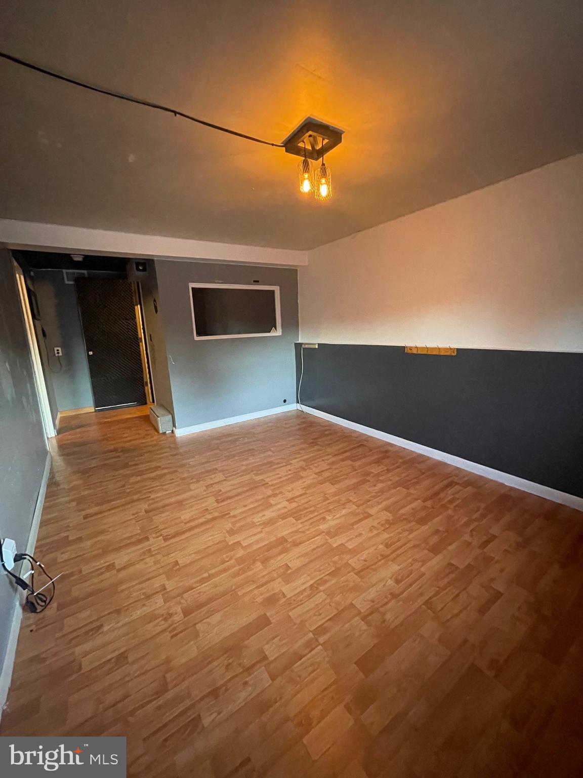 511 Hastings Road Cherry Hill, NJ 08034 - Photo 5 of 7 Gallery Image 5