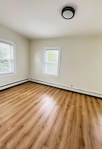 $3,100 | 35 1st Street, New Hyde Park, NY 11040