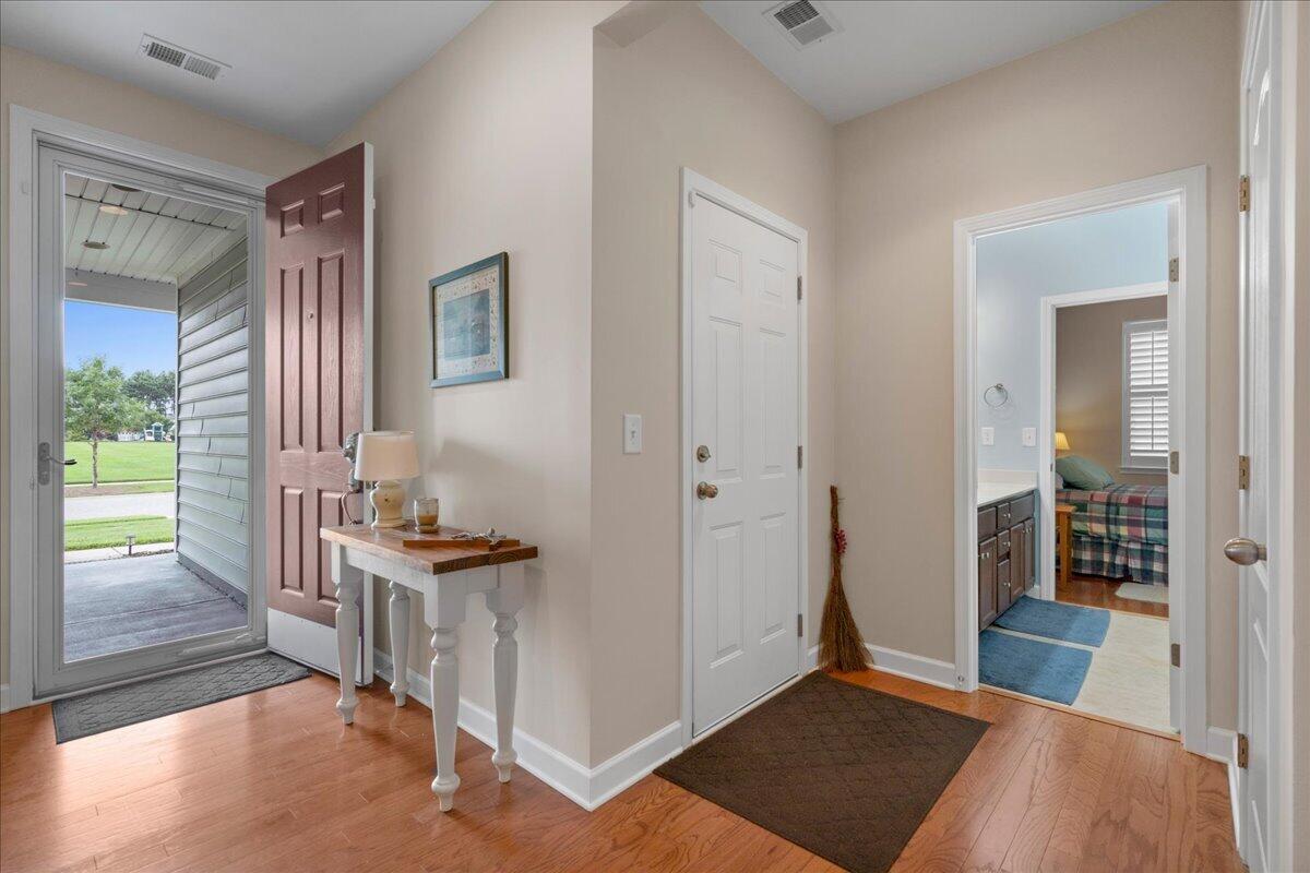 205 Overcup Loop Summerville, SC 29486 - Photo 4 of 53 04-SNY09045_1