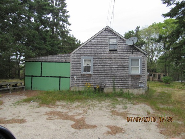 1288 Bulgarmarsh Road Tiverton, RI 02878 - Photo 1 of 12