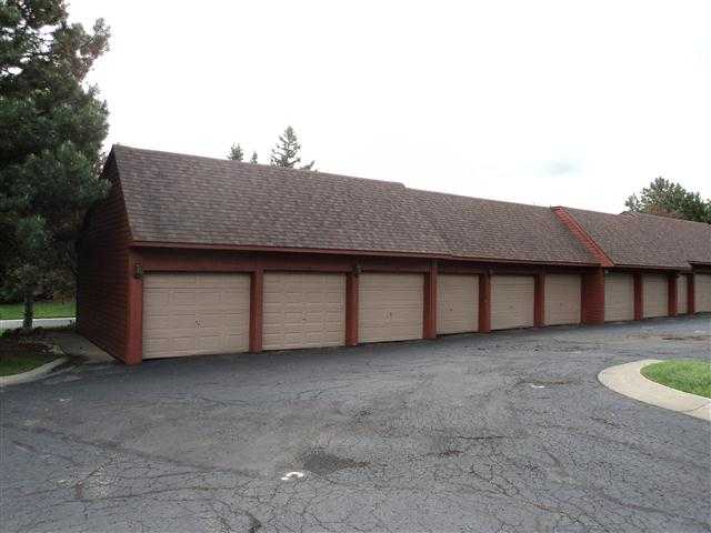 875 GreenView Court, Unit 65 Rochester, MI 48307 - Photo 12 of 12 31062120-11.JPG