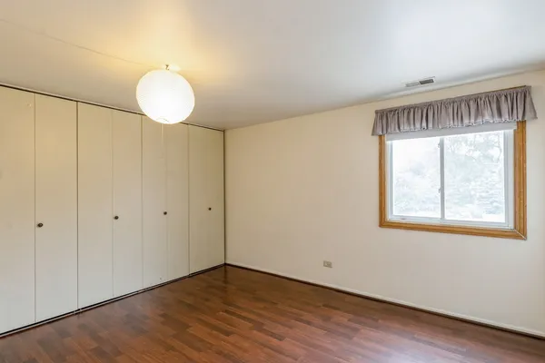 $215,000 | 2600 Brookwood Way Drive, Unit 316A, Rolling Meadows, IL 60008