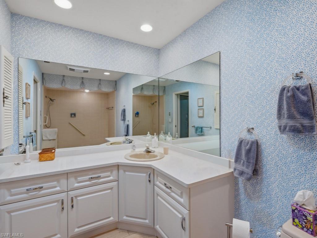 314 Torrey Pines Point Naples, FL 34113 - Photo 13 of 21