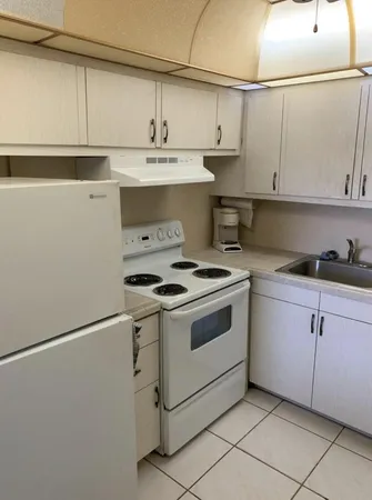 $1,500 | 74 Sheffield North, Unit 74, West Palm Beach, FL 33417