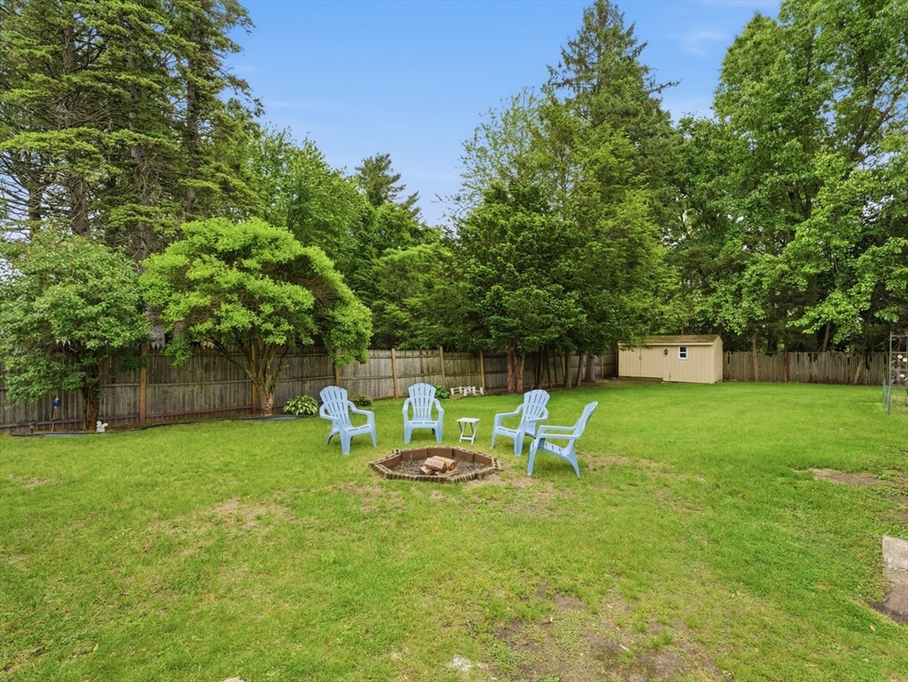 41 Verge Street Springfield, MA 01129 - Photo 37 of 40