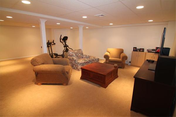 2 Knights Road Shrewsbury, MA 01545 - Photo 20 of 23 Gallery Image 20