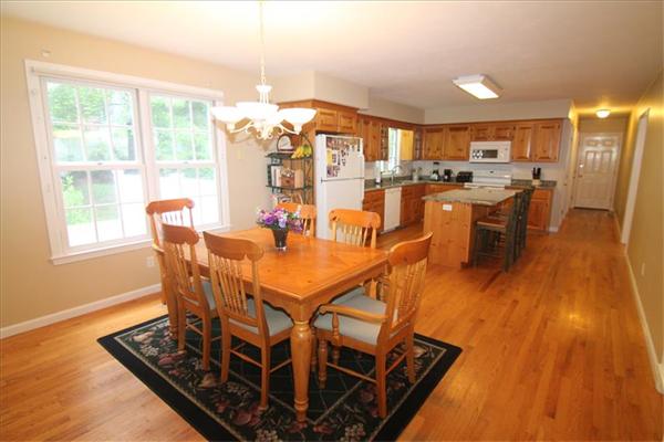 2 Knights Road Shrewsbury, MA 01545 - Photo 4 of 23 Gallery Image 4