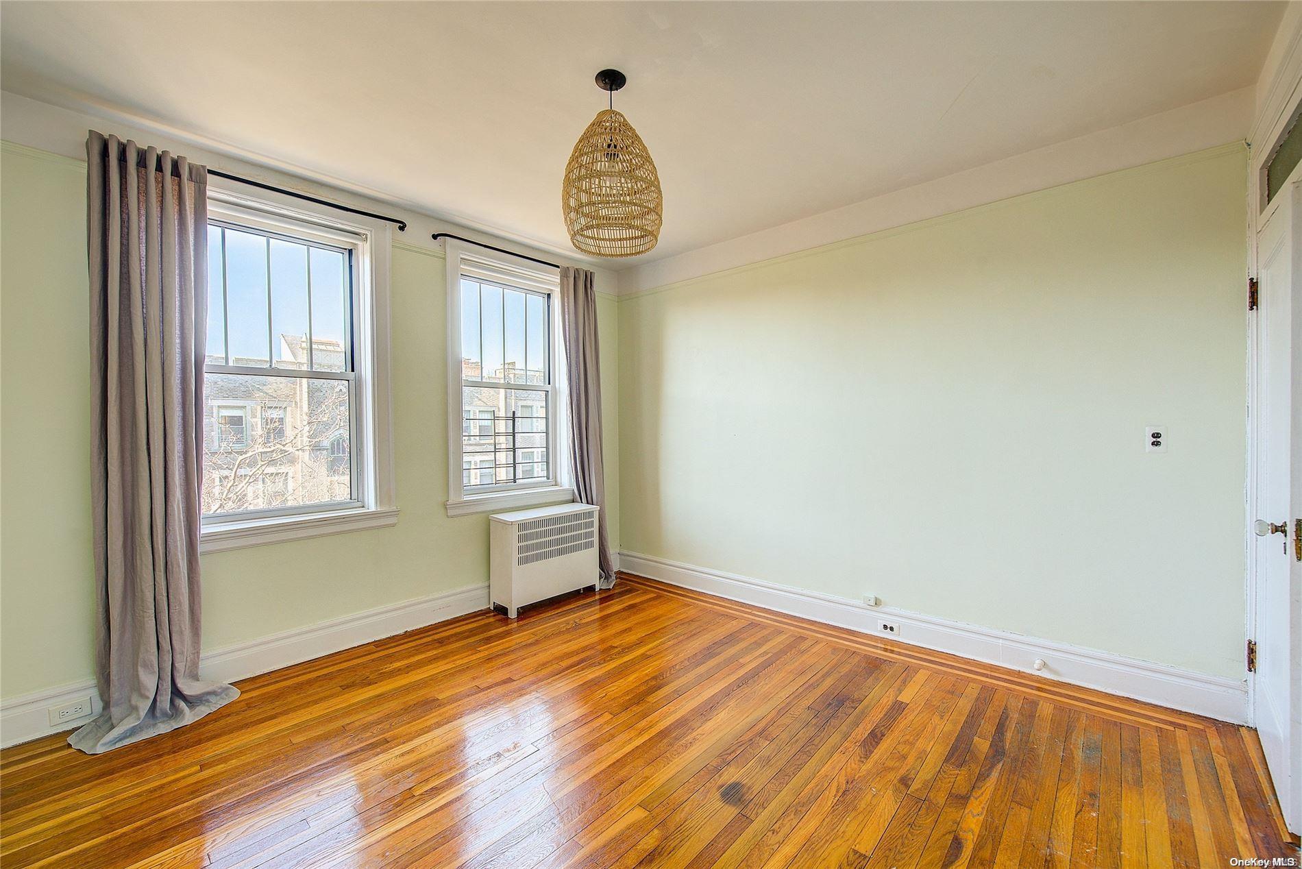 35-21 80th Street, Unit 52 Queens, NY 11372 - Photo 12 of 16 Gallery Image 12