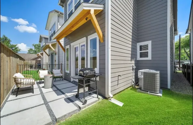 a view of outdoor space yard and patio