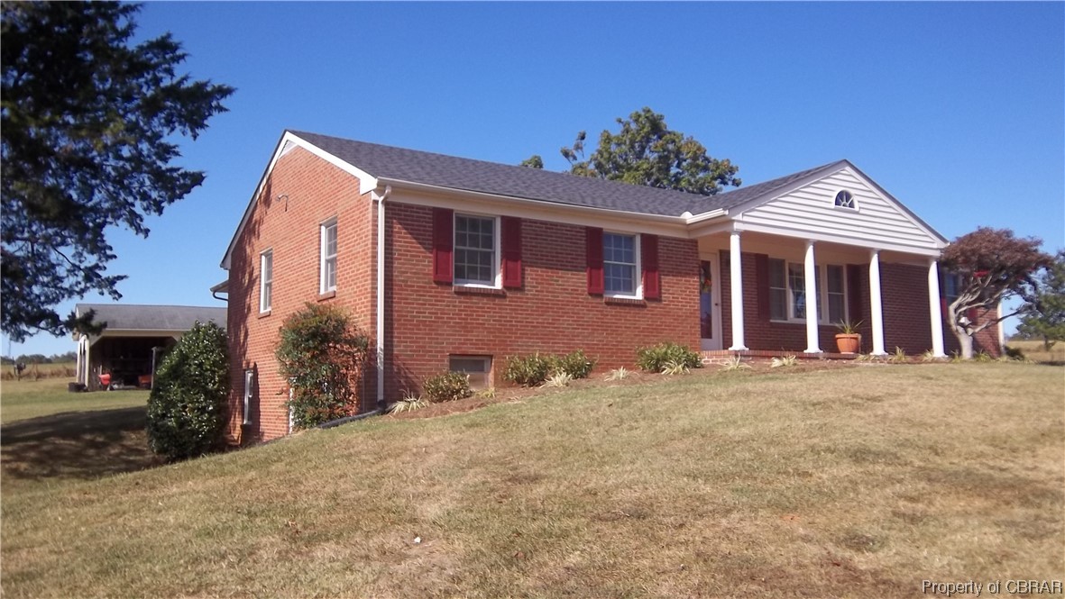 1689 Horseshoe Road Appomattox, VA 24522 - Photo 3 of 35 Gallery Image 3