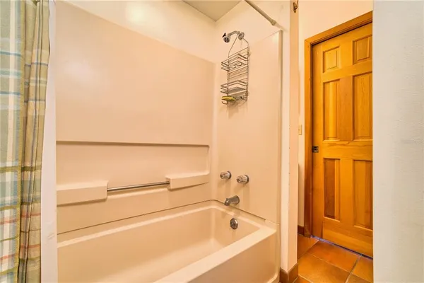 $1,150,000 | 123 Mason Lake Court, Hawthorne, FL 32640
