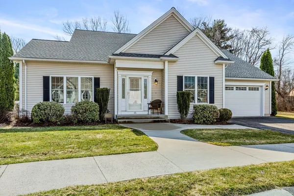 $799,900 | 15 Cedar Ridge Drive, Unit 1, Wilbraham, MA 01095