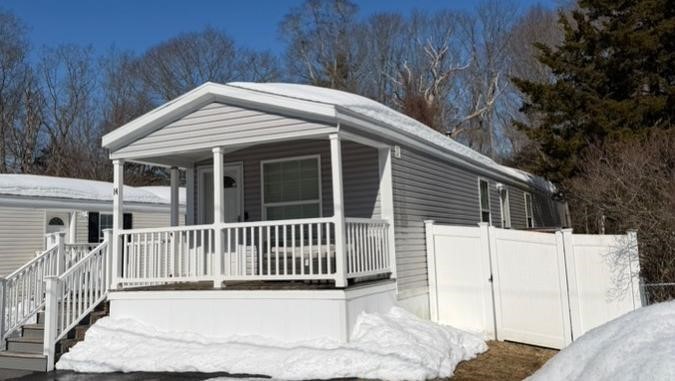 14 Hemlock Road Glocester, RI 02814 - Photo 1 of 24