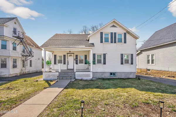 $349,900 | 1321 Helderberg Avenue, Rotterdam, NY 12306