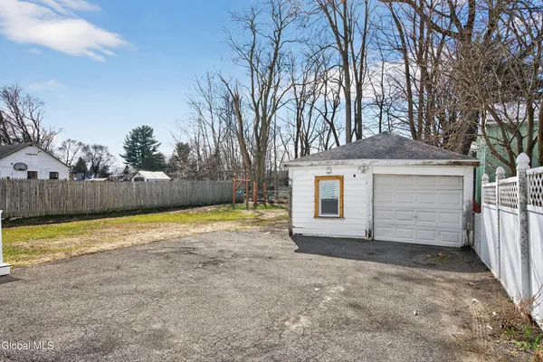 $349,900 | 1321 Helderberg Avenue, Rotterdam, NY 12306