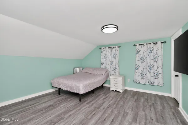 $349,900 | 1321 Helderberg Avenue, Rotterdam, NY 12306