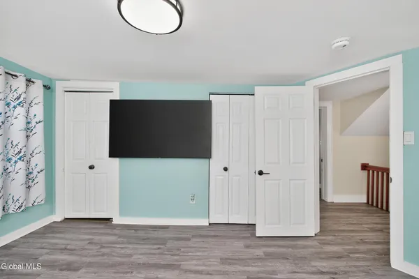 $349,900 | 1321 Helderberg Avenue, Rotterdam, NY 12306