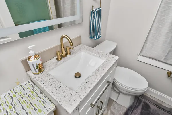 $349,900 | 1321 Helderberg Avenue, Rotterdam, NY 12306