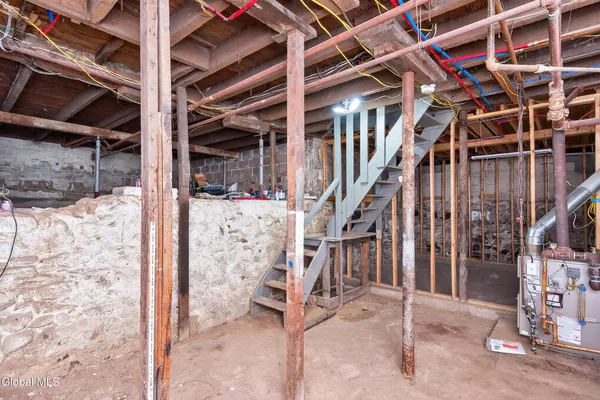 $349,900 | 1321 Helderberg Avenue, Rotterdam, NY 12306