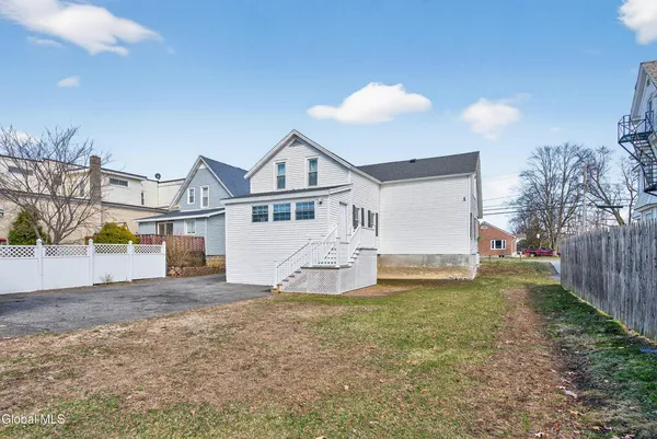 $349,900 | 1321 Helderberg Avenue, Rotterdam, NY 12306