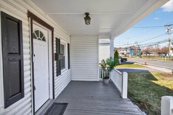 $349,900 | 1321 Helderberg Avenue, Rotterdam, NY 12306