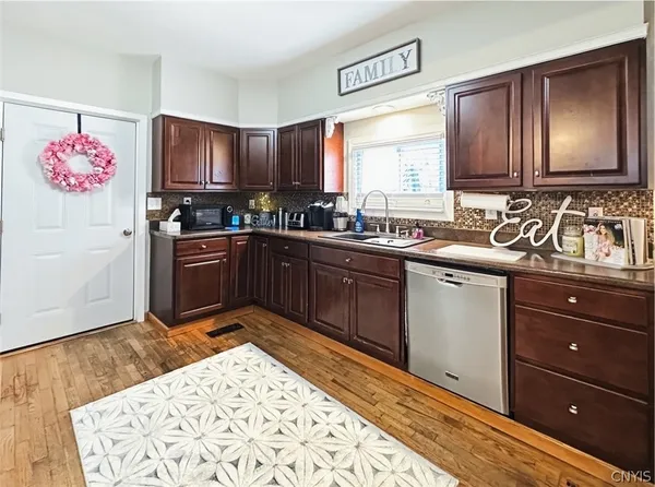 $234,900 | 469 White Street, Sangerfield, NY 13480