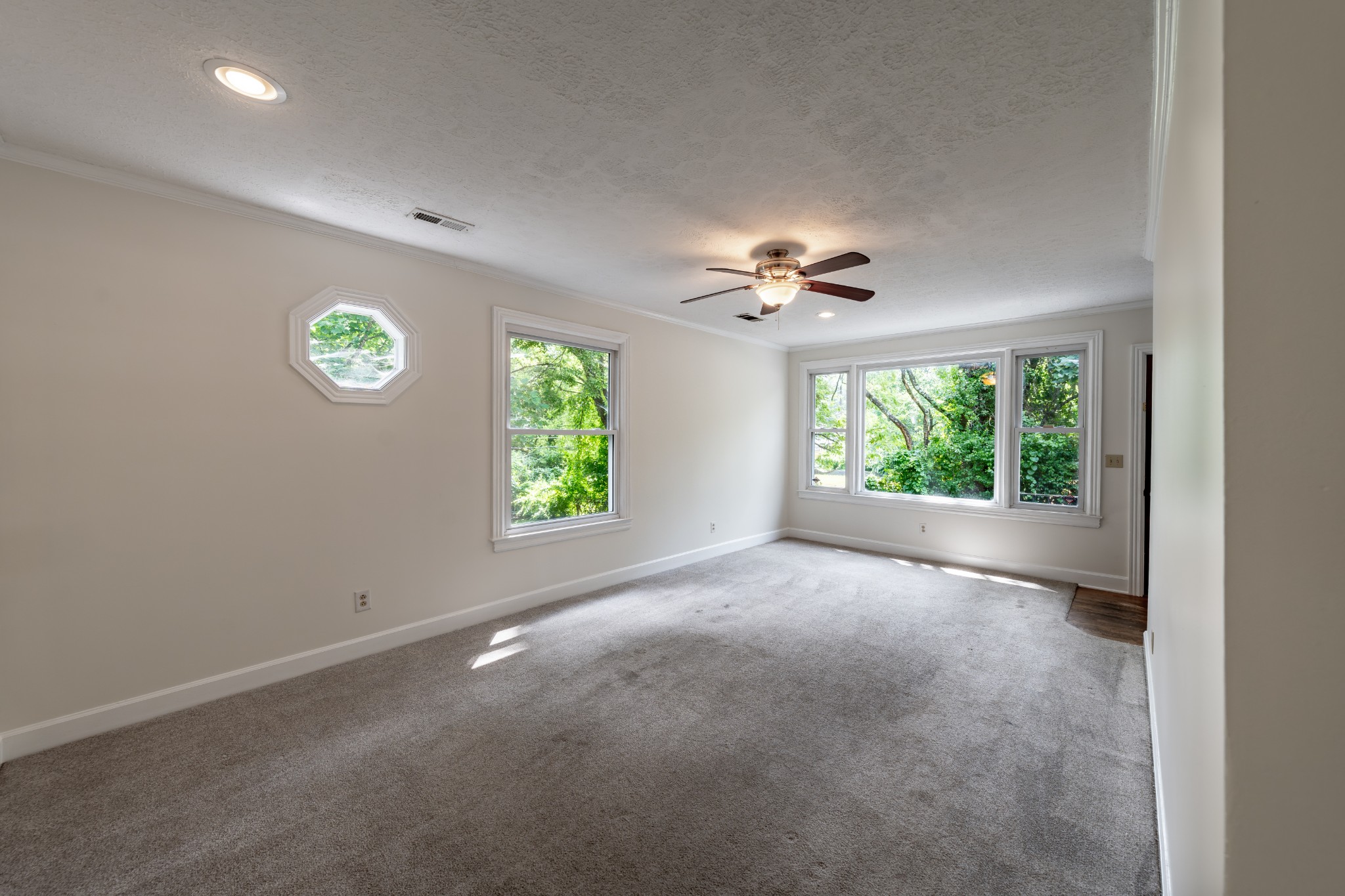 3508 Robin Road Nashville, TN 37204 - Photo 18 of 32 a view of an empty room with a window
