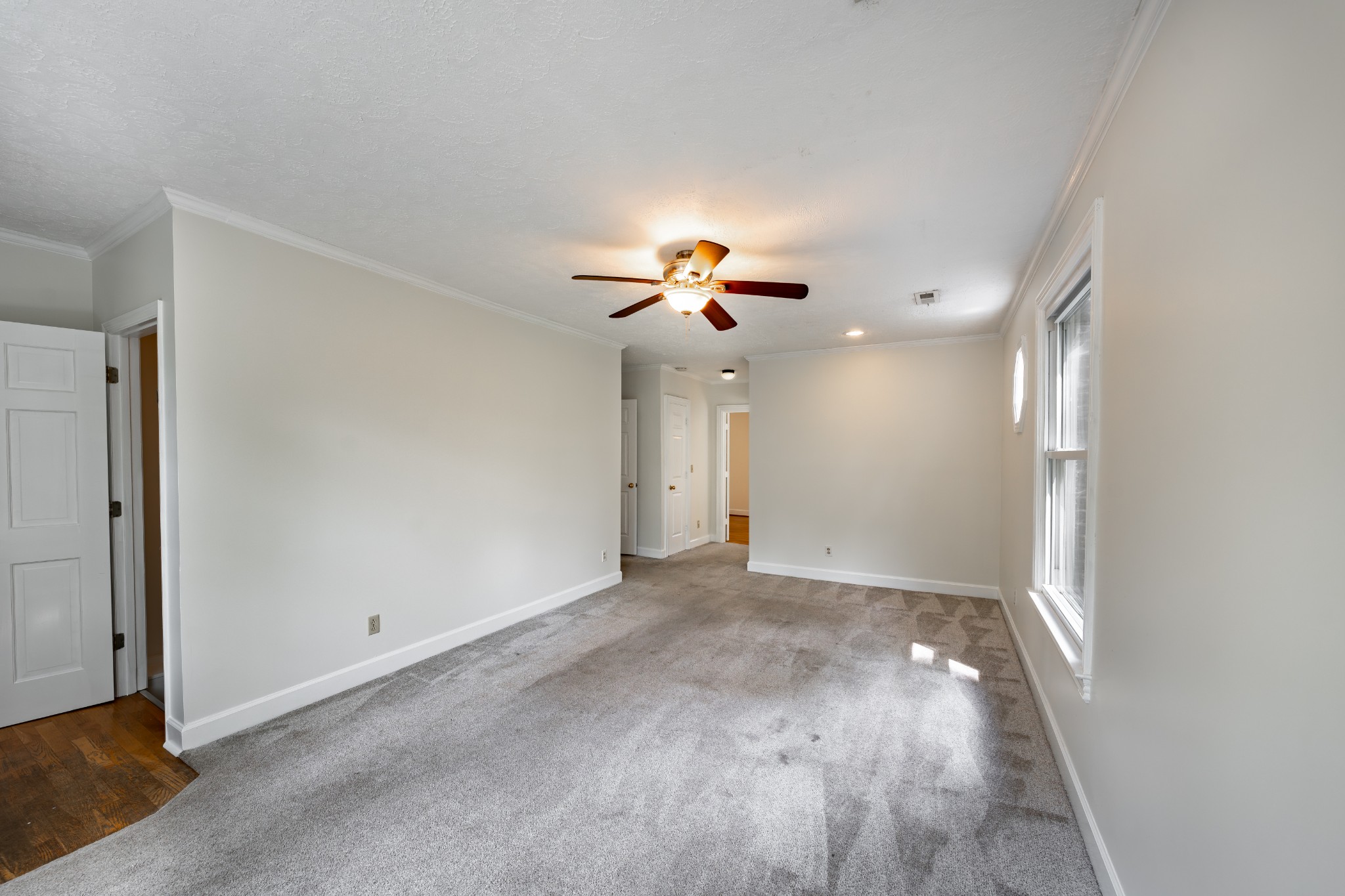 3508 Robin Road Nashville, TN 37204 - Photo 19 of 32 a view of a livingroom with a ceiling fan and window