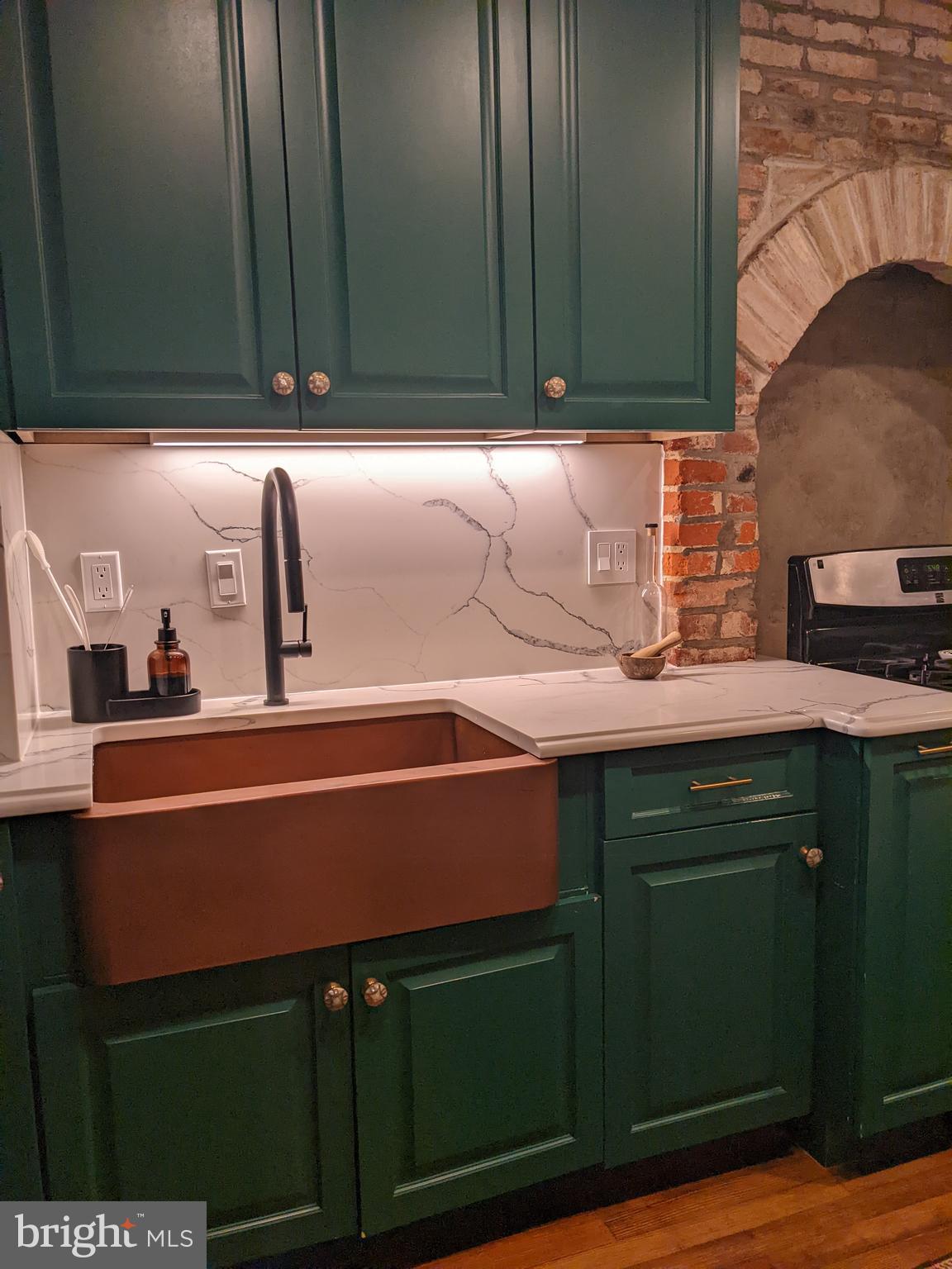 1216 D Street Northeast Washington, DC 20002 - Photo 5 of 13