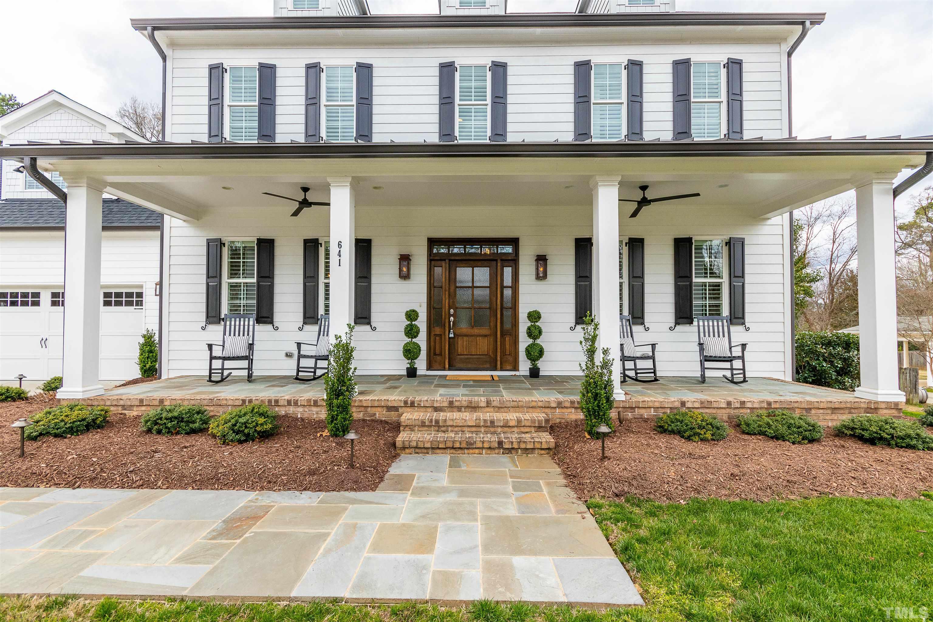 641 Cranbrook Road Raleigh, NC 27609 - Photo 3 of 39 a front view of a building
