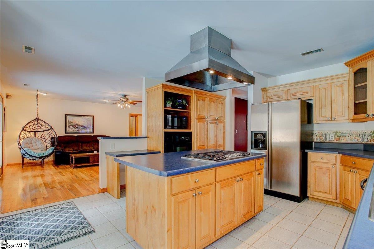 2101 Old Mill Road Easley, SC 29642 - Photo 7 of 36